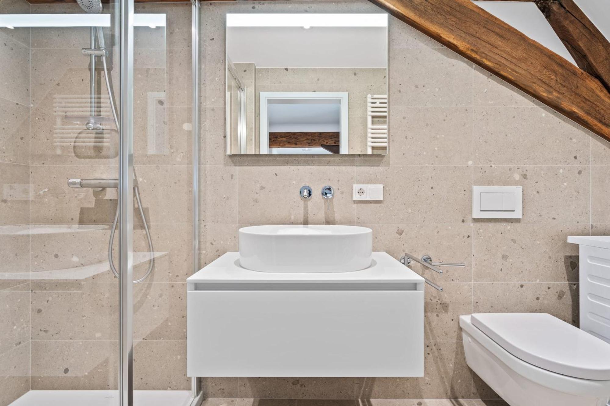 Elegant Clausen Apartment With King Bed & Wifi Luxembourg Eksteriør bilde