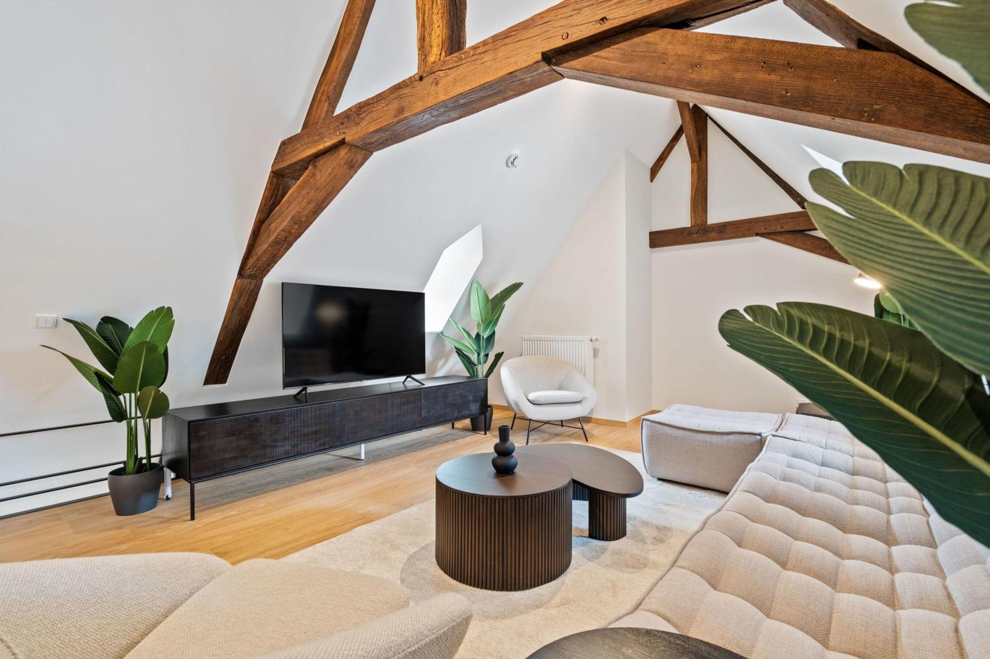 Elegant Clausen Apartment With King Bed & Wifi Luxembourg Eksteriør bilde